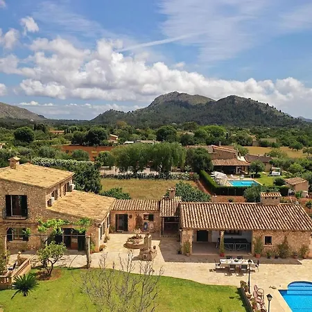빌라 Idyllic Near By Renthousing *
