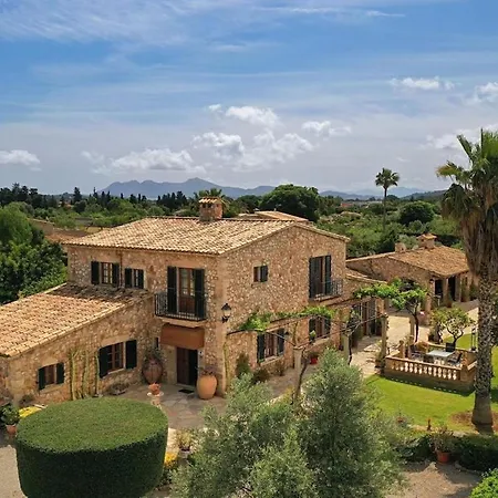 빌라 Idyllic Near By Renthousing *