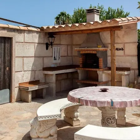 Idyllic Near By Renthousing וילה