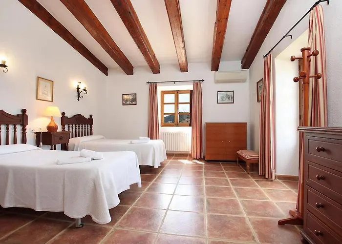 Villa Idyllic Near By Renthousing Pollenca